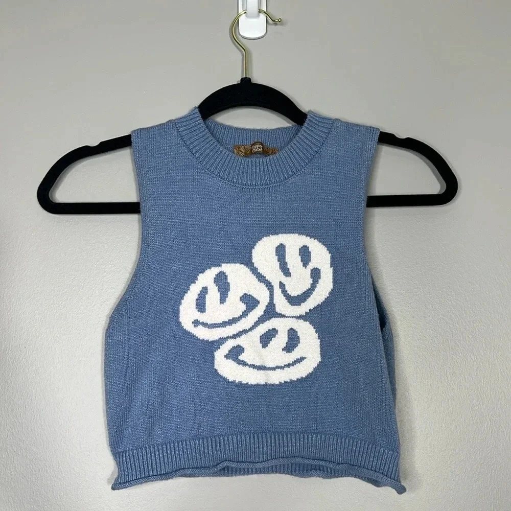 Copper Closet Blue Smiley Face Cropped Tank Top - Size Small - EUC